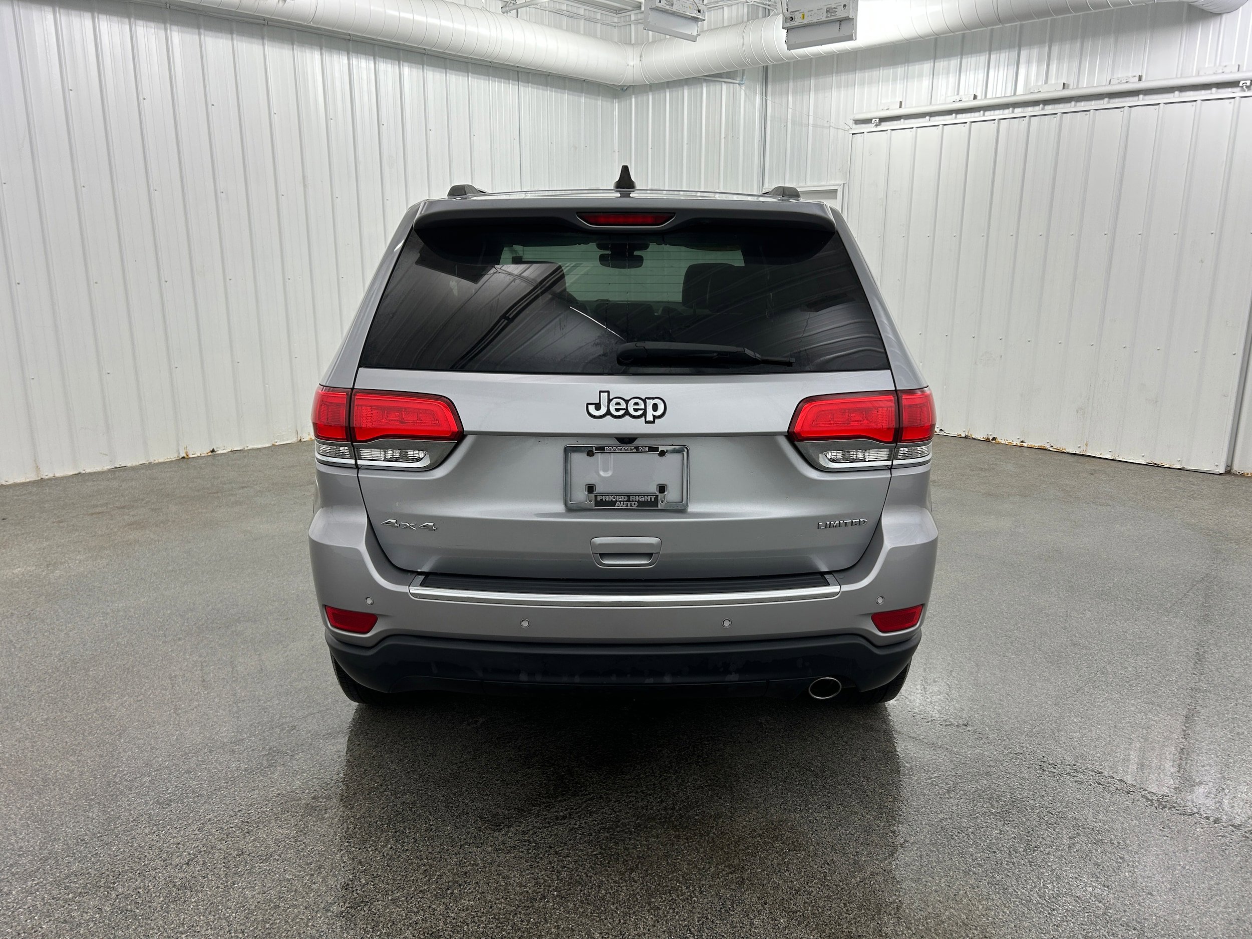 Used 2018 Jeep Grand Cherokee Limited AWD/4WD image 34
