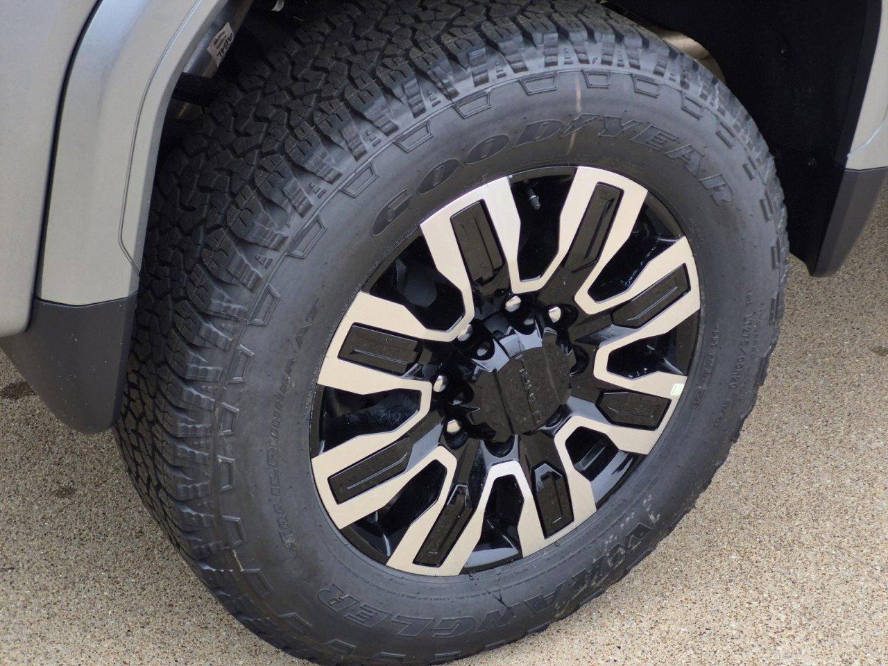 New 2026 GMC Sierra 2500 Denali Ultimate w/ Max Trailering Package image 5