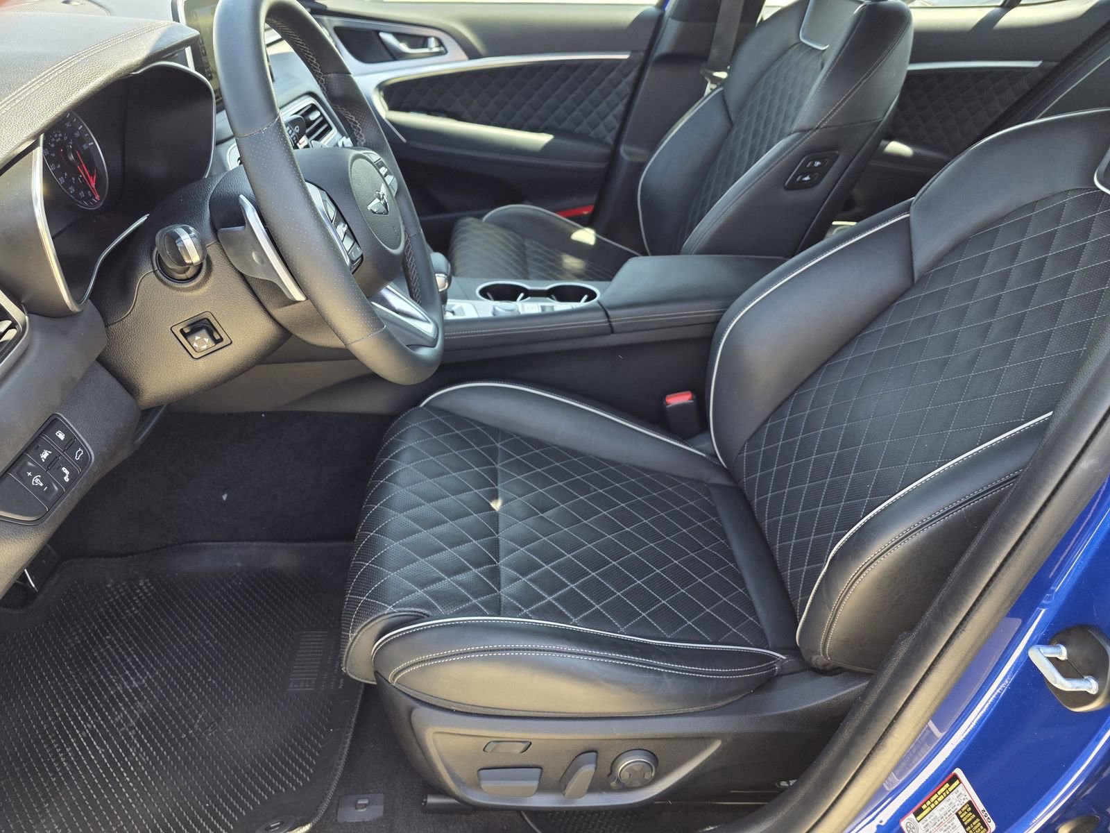 Used 2019 Genesis G70 3.3T Advanced w/ Sport Package image 12