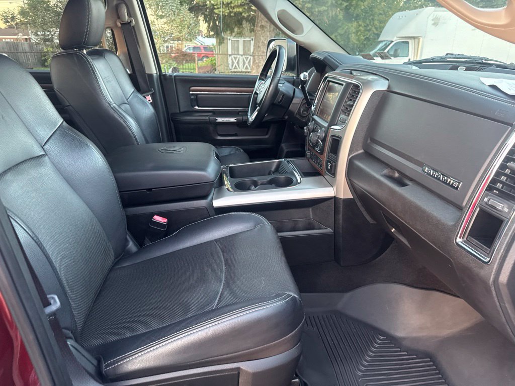 Used 2017 RAM 2500 Laramie w/ Sport Appearance Group AWD/4WD image 32
