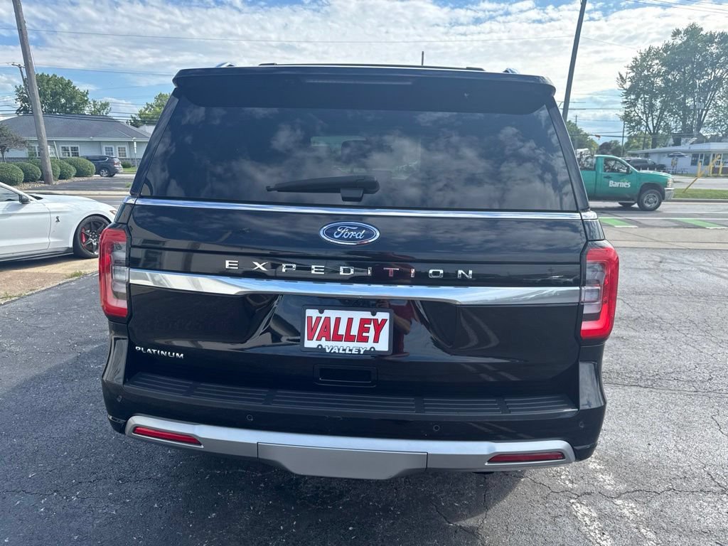 Used 2023 Ford Expedition Platinum AWD/4WD image 11