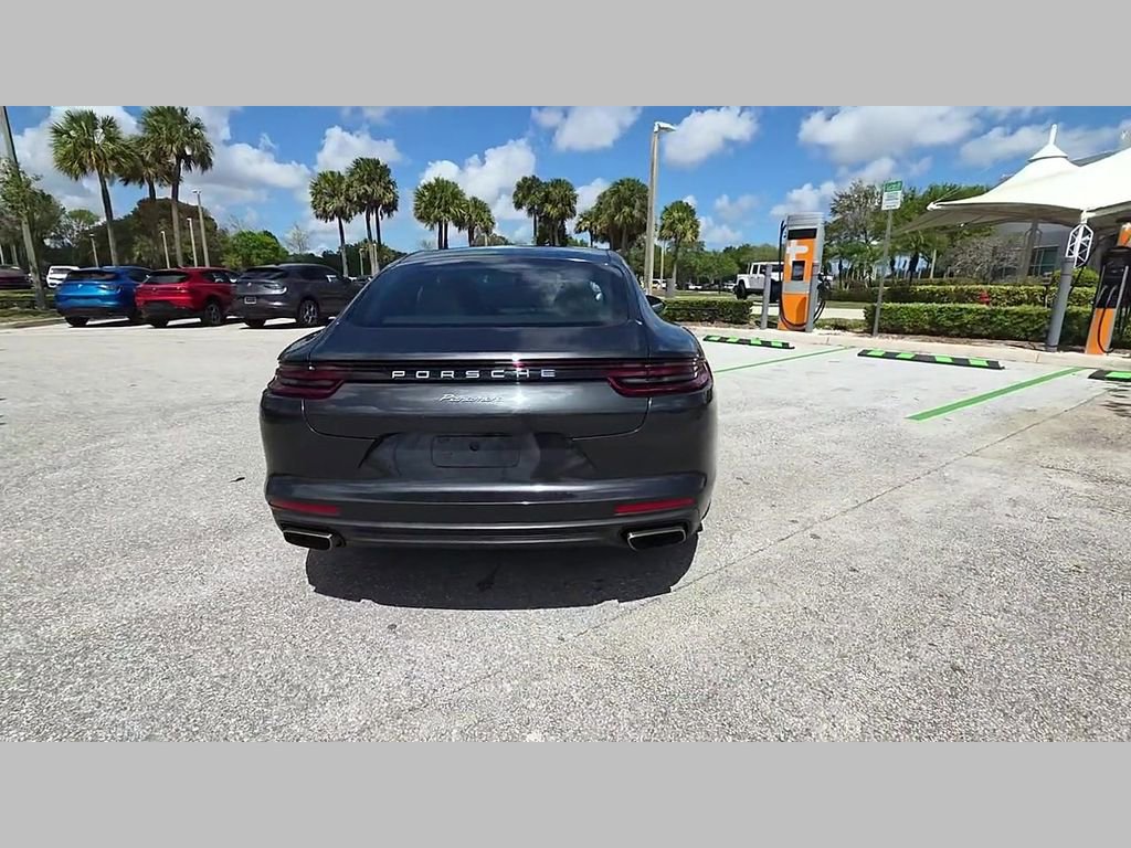 Used 2018 Porsche Panamera image 38