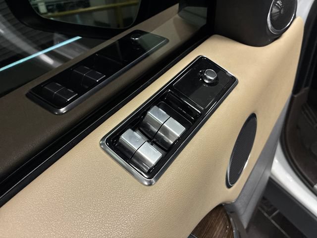 Used 2019 Land Rover Range Rover Sport HSE AWD/4WD image 11