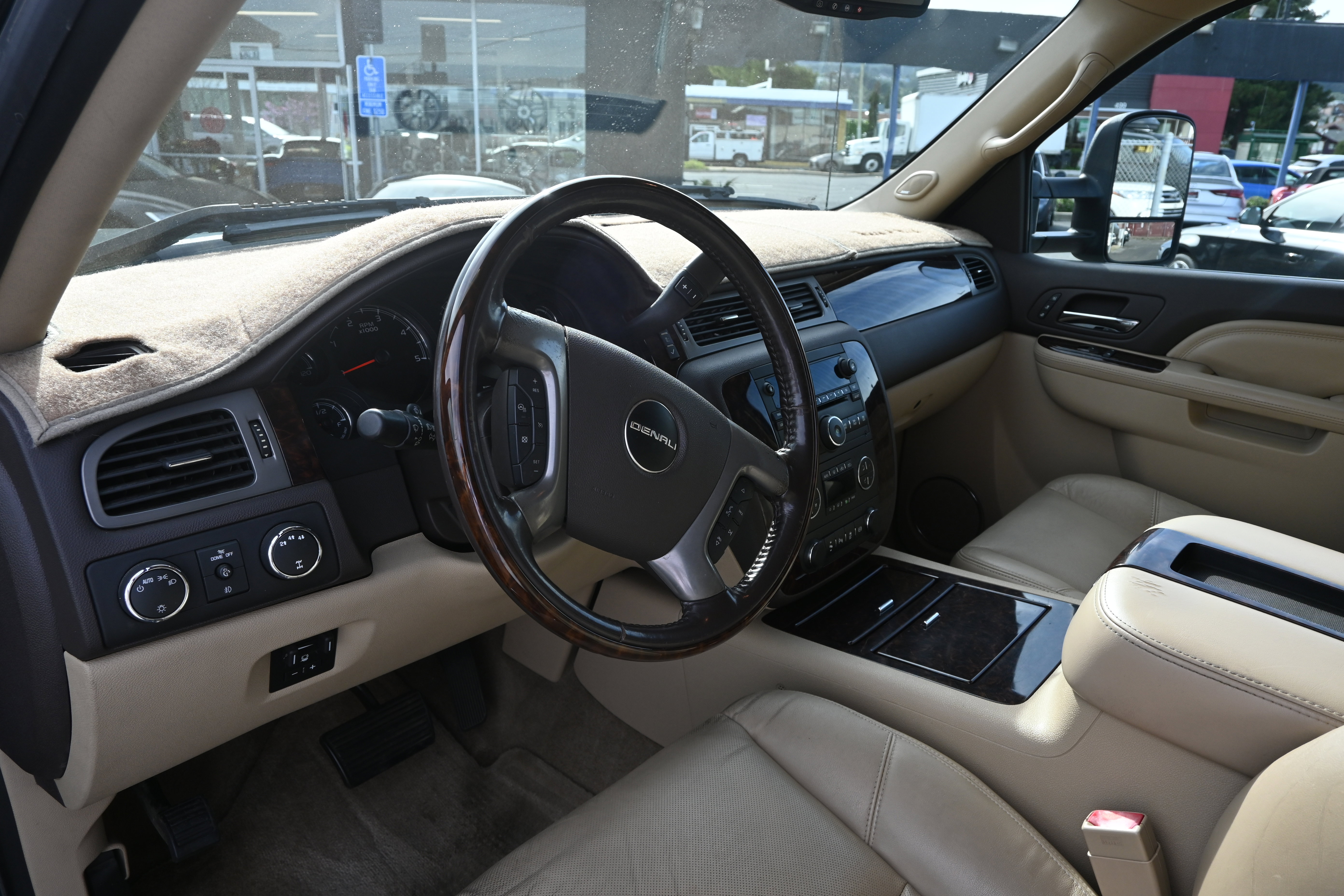 Used 2012 GMC Sierra 2500 Denali image 36