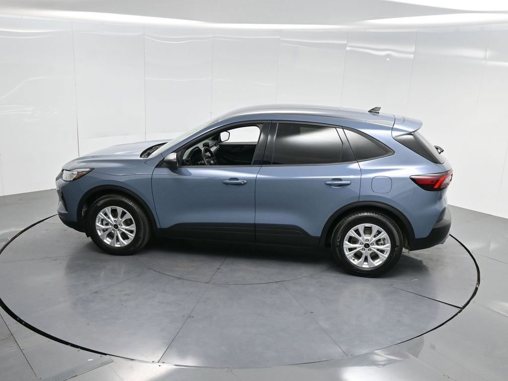 Used 2025 Ford Escape Active image 52