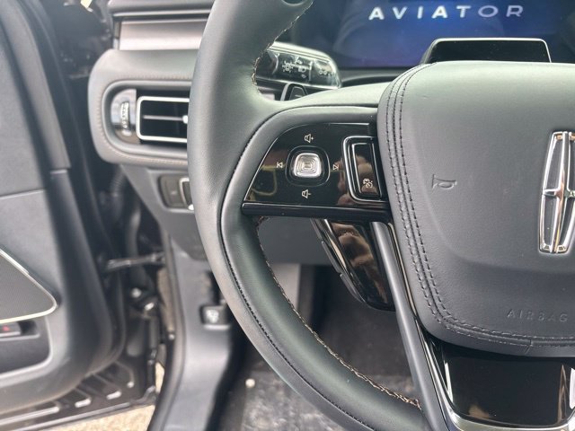 New 2026 Lincoln Aviator AWD image 16