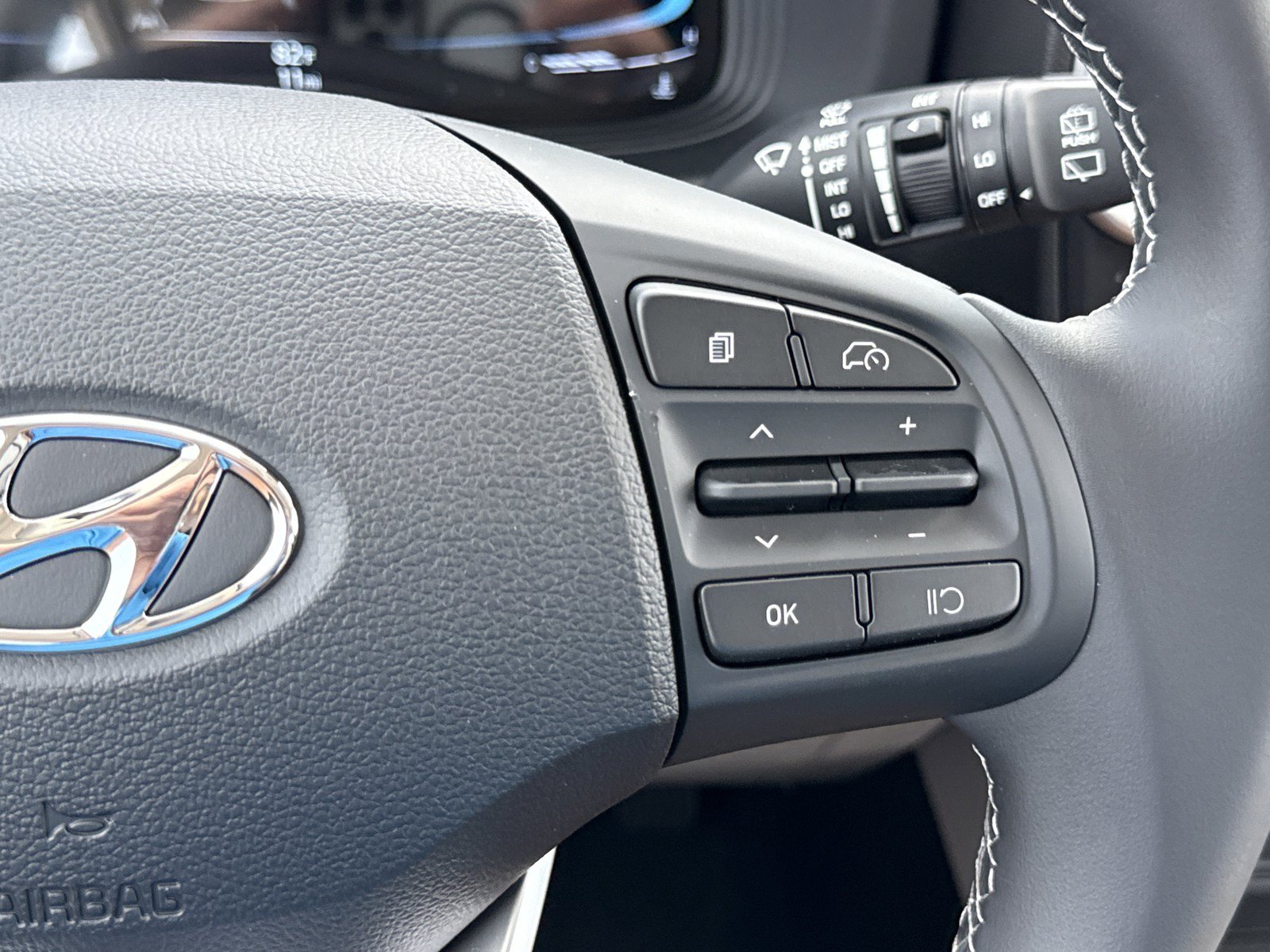 New 2026 Hyundai Venue SEL FWD image 21