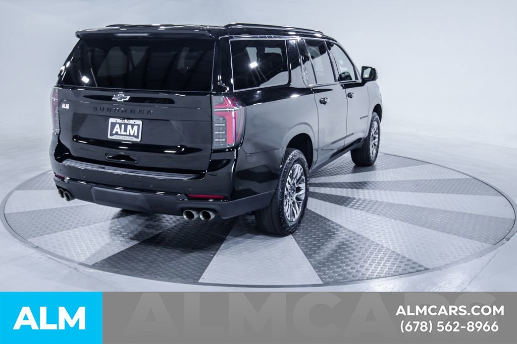 Used 2025 Chevrolet Suburban Z71 AWD/4WD image 10