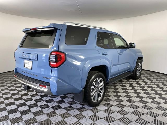 Used 2025 Toyota 4Runner Limited AWD/4WD image 9