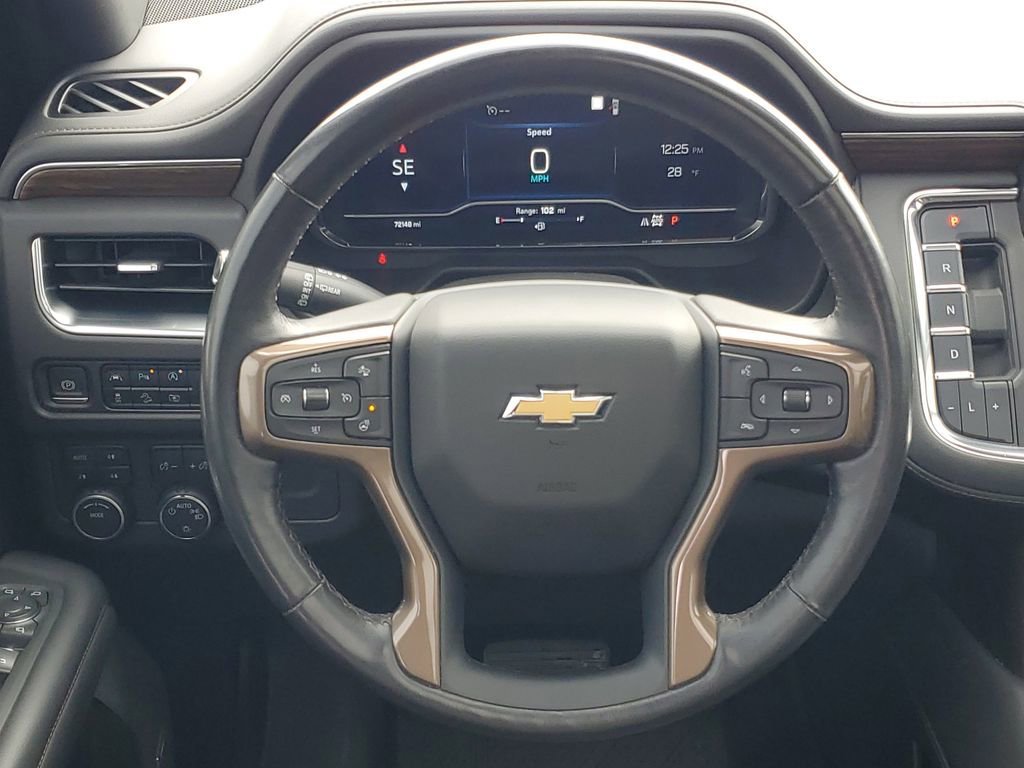 Used 2023 Chevrolet Suburban High Country image 30