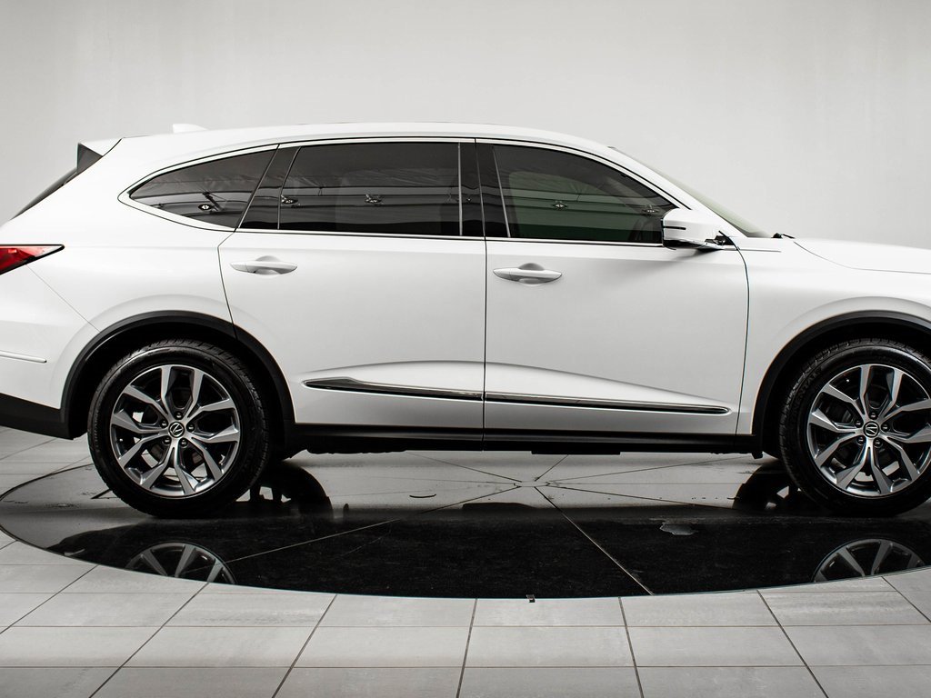 Certified 2023 Acura MDX FWD w/ Technology Package image 11