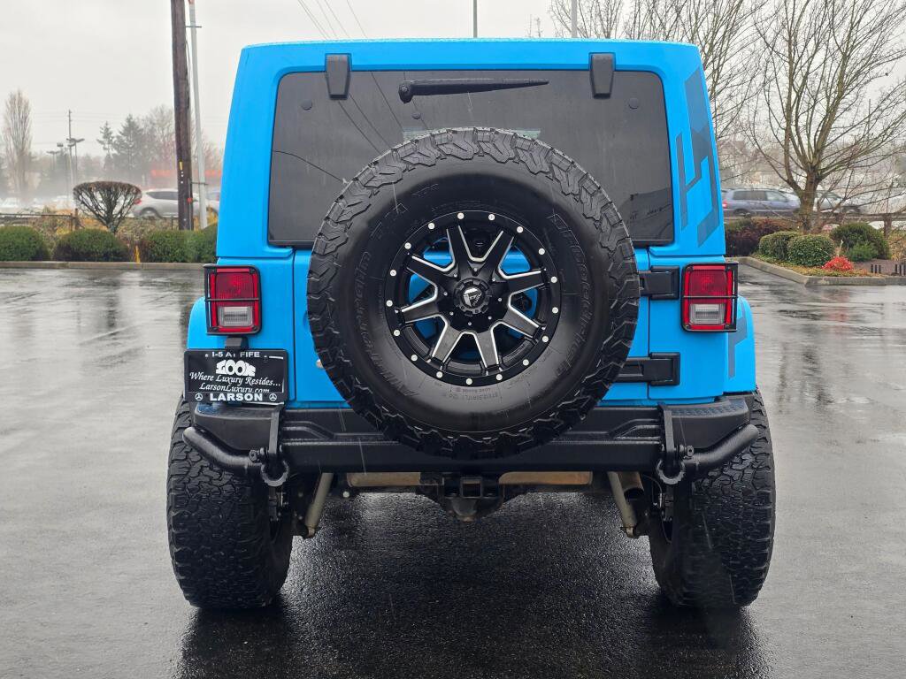 Used 2017 Jeep Wrangler Unlimited Sahara AWD/4WD image 7