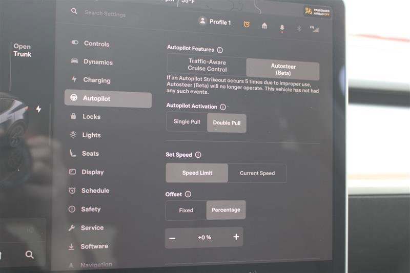 Used 2025 Tesla Model Y Long Range image 15