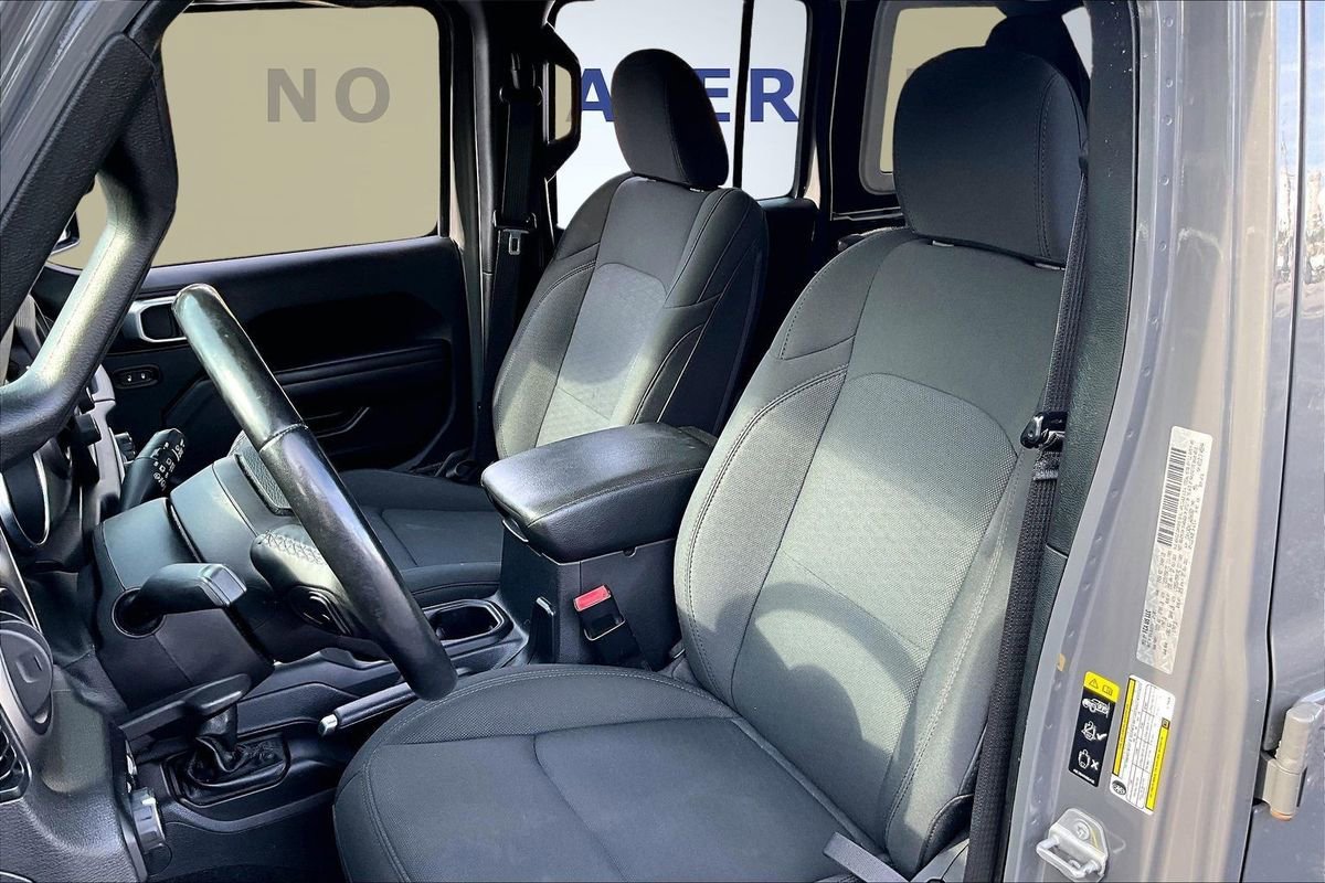 Used 2020 Jeep Wrangler Unlimited Sport image 21