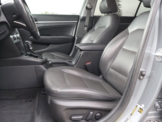 Used 2019 Hyundai Elantra Limited w/ Cargo Package FWD image 20