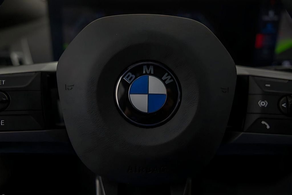 Used 2025 BMW iX M60 image 46
