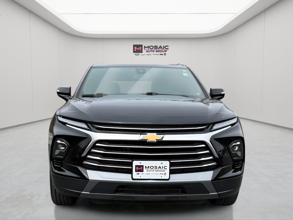 Used 2023 Chevrolet Blazer Premier w/ Enhanced Convenience Package image 9