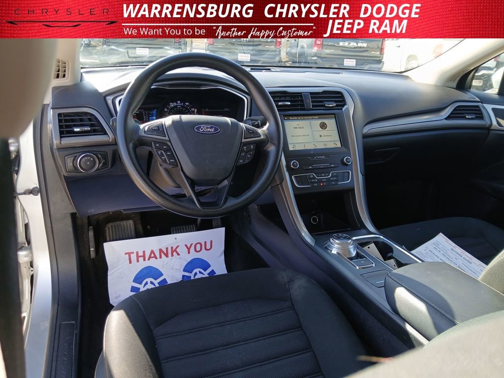 Used 2019 Ford Fusion SE image 16