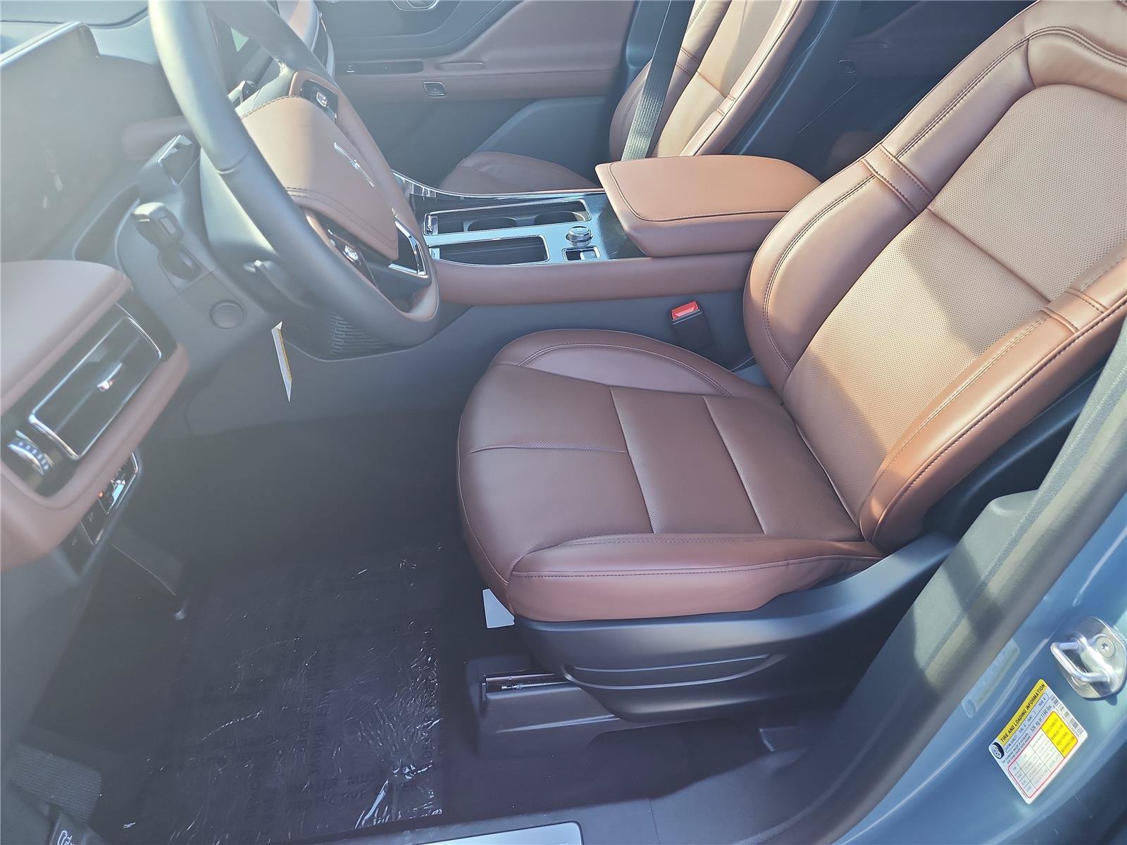 New 2027 Lincoln Aviator Reserve w/ Jet Appearance Package RWD image 13