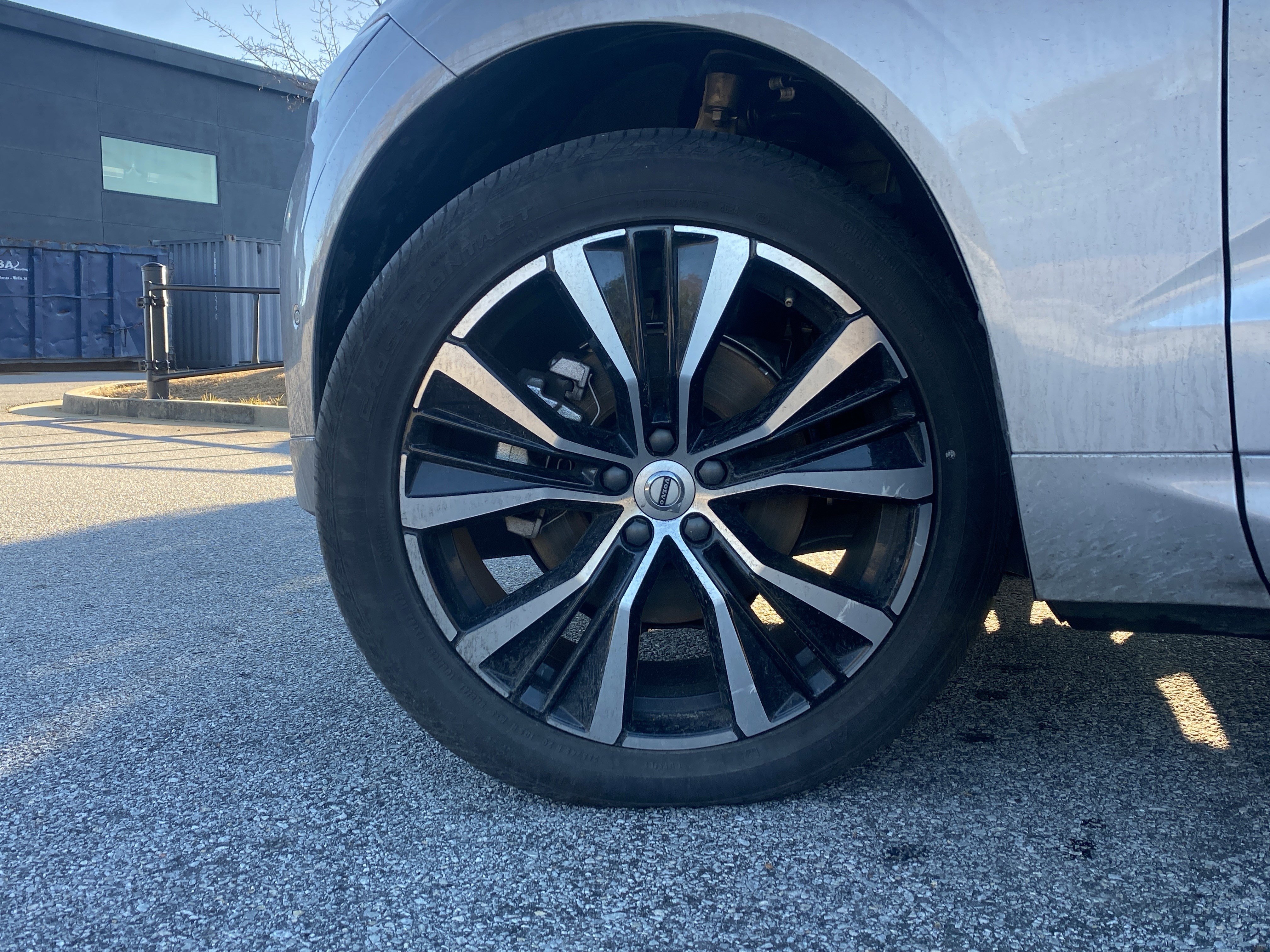 Used 2025 Volvo XC60 B5 Plus image 15