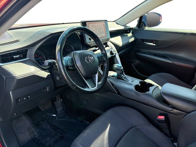 Certified 2024 Toyota Venza LE AWD/4WD image 12