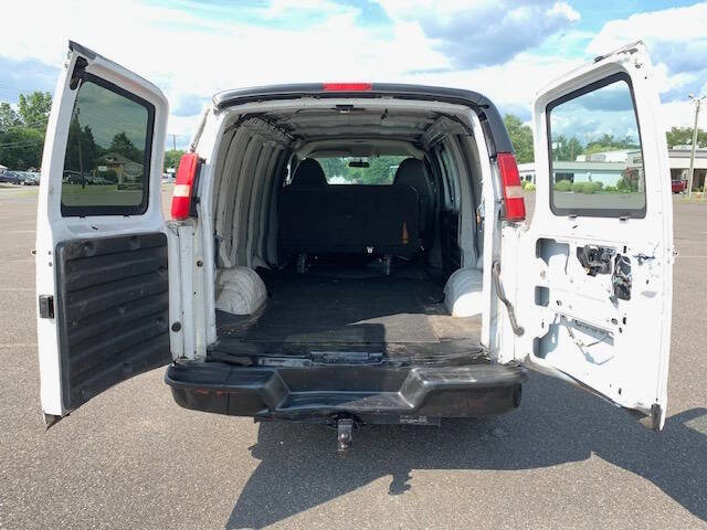 Used 2014 GMC Savana 1500 image 15