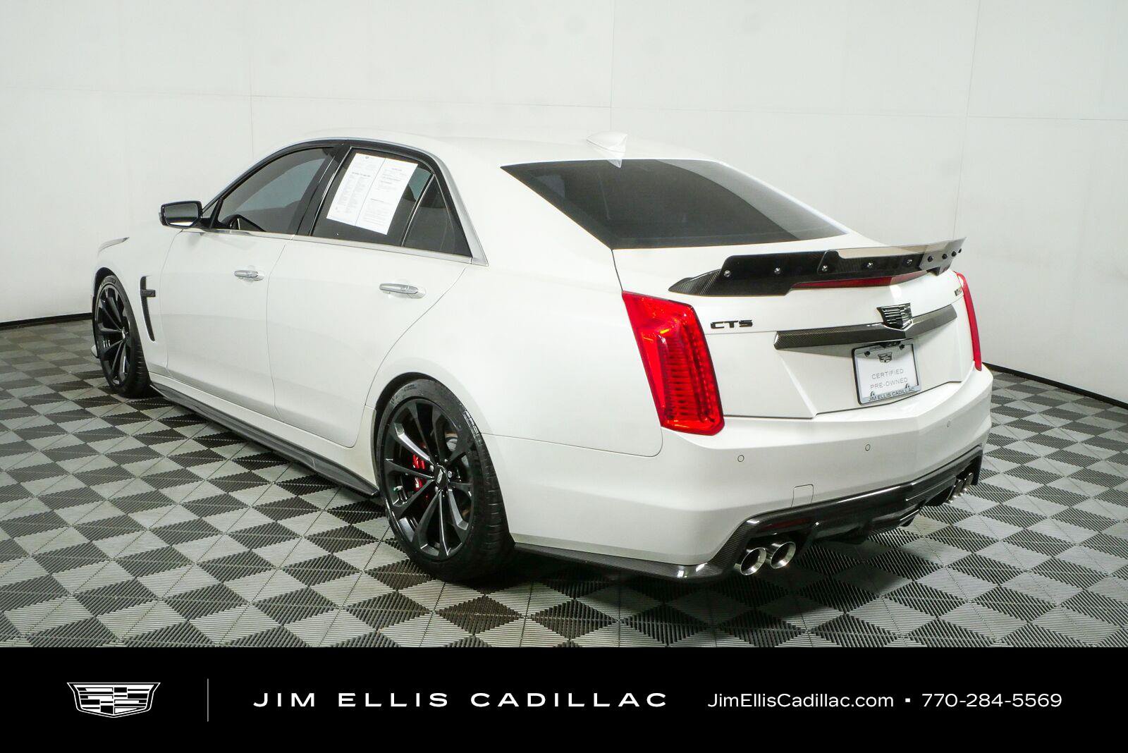 Used 2019 Cadillac CTS V w/ Carbon Fiber Package RWD image 29