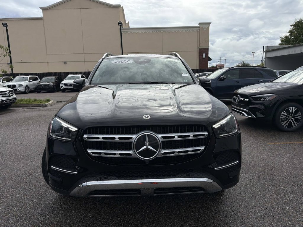 Used 2025 Mercedes-Benz GLE 350 4MATIC image 2