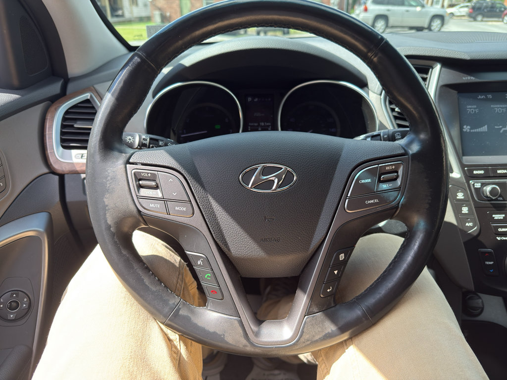 Used 2019 Hyundai Santa Fe XL AWD/4WD image 12