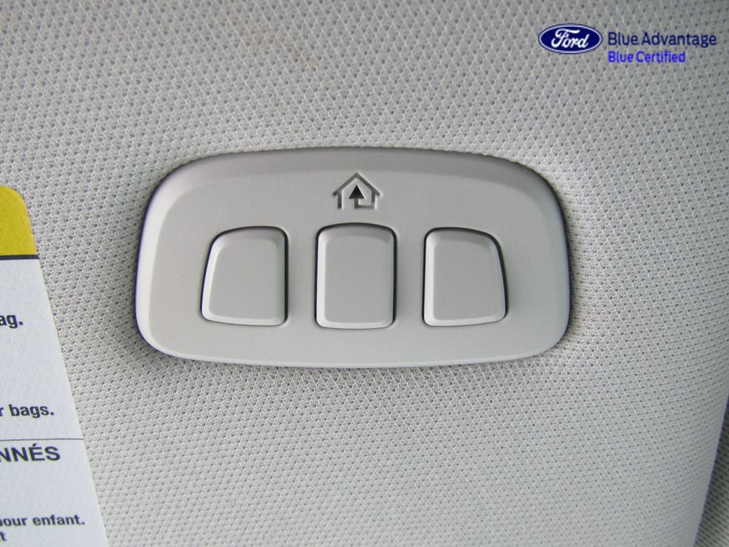 Certified 2025 Ford Explorer Active w/ Active Comfort Package AWD/4WD image 37