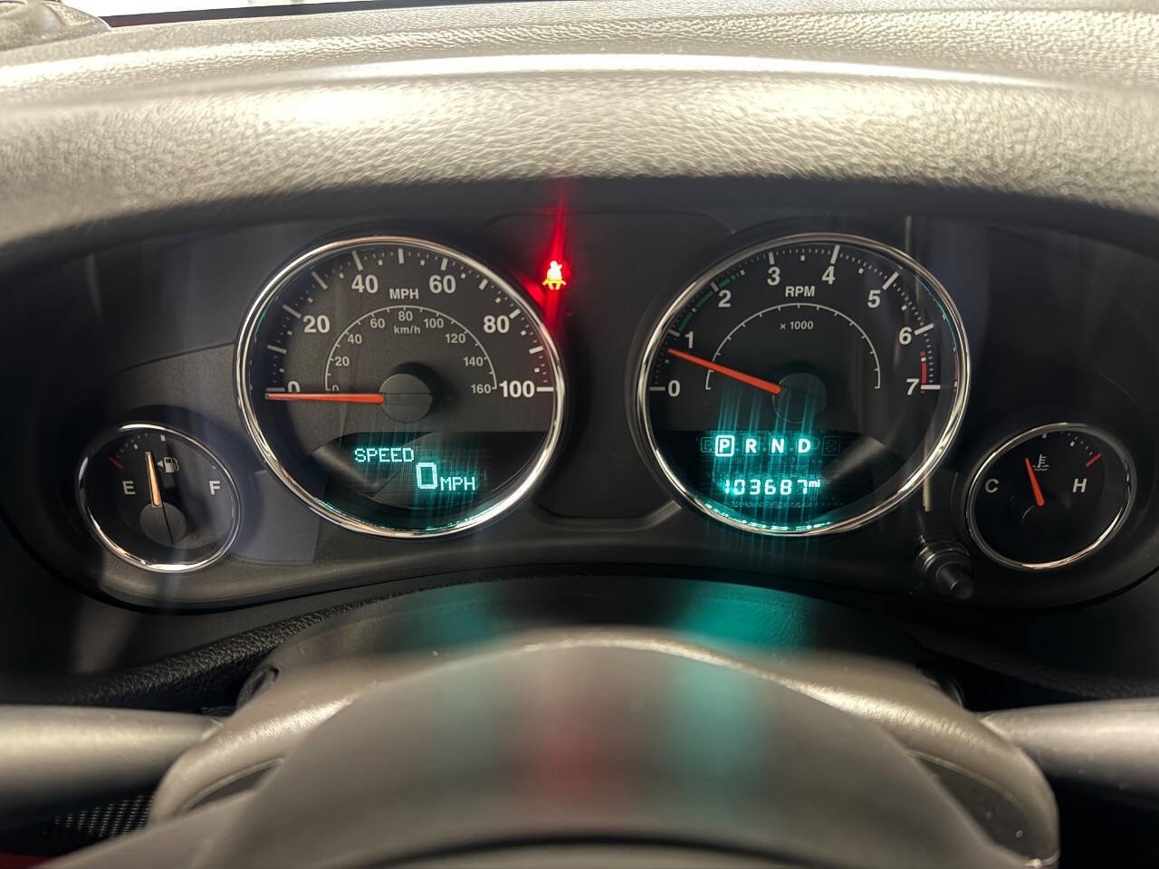 Used 2016 Jeep Wrangler Unlimited Rubicon w/ Connectivity Group image 41