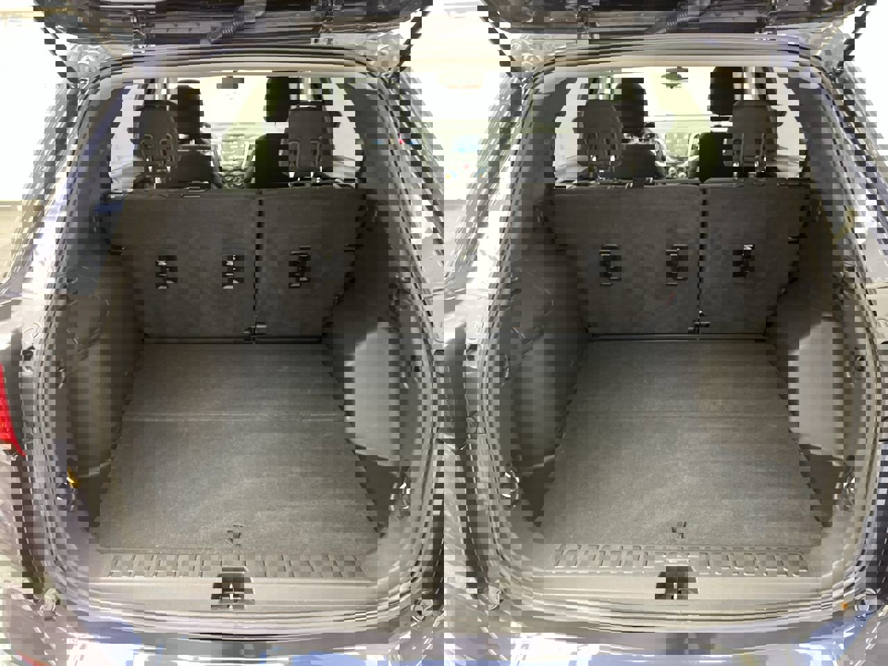 Used 2018 Chevrolet Equinox LT image 25