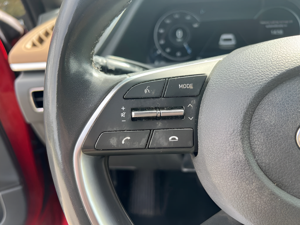 Used 2020 Hyundai Sonata SEL w/ Premium + Sunroof Package FWD image 20