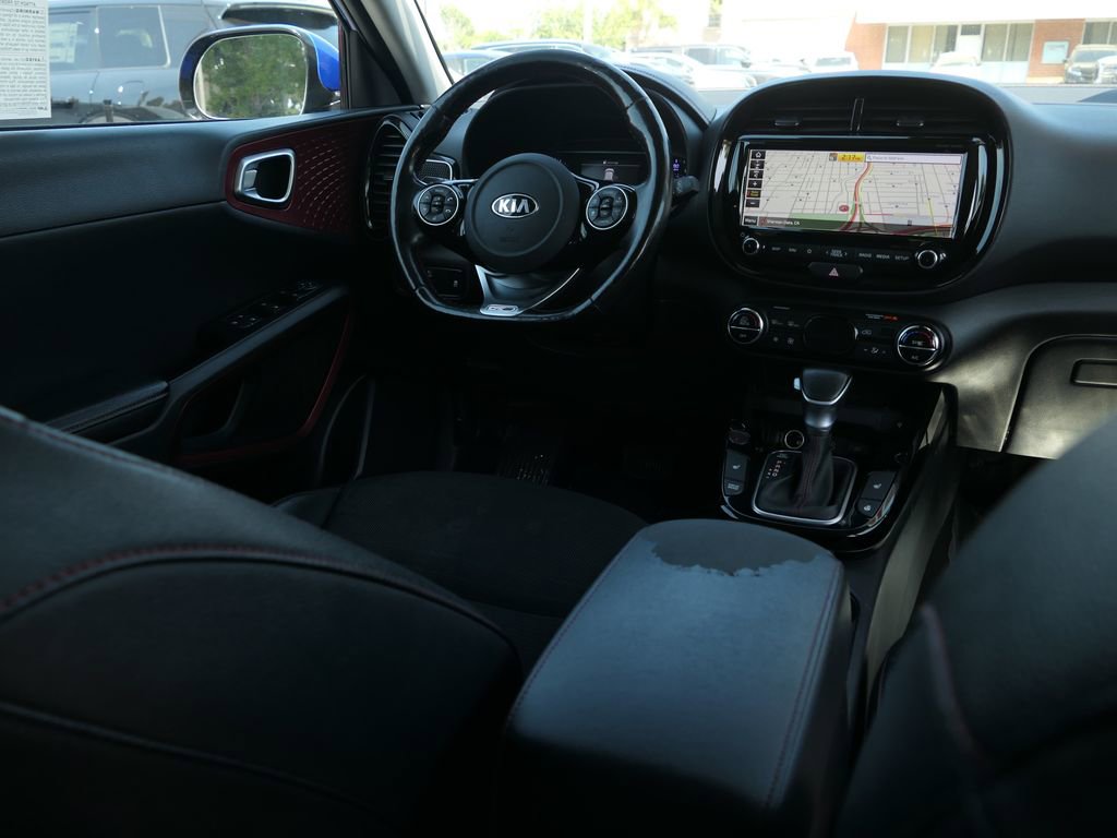 Used 2020 Kia Soul GT-Line Turbo FWD image 27