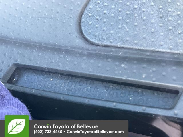 Used 2013 Toyota FJ Cruiser 4WD w/ Convenience Pkg image 30