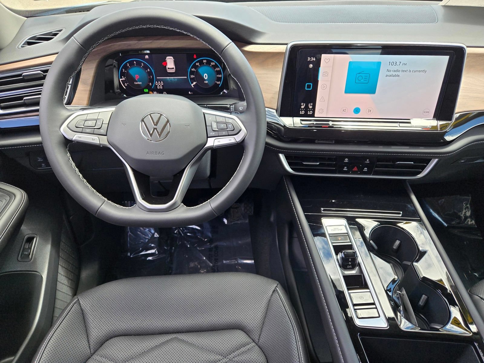 New 2026 Volkswagen Atlas SE FWD image 8