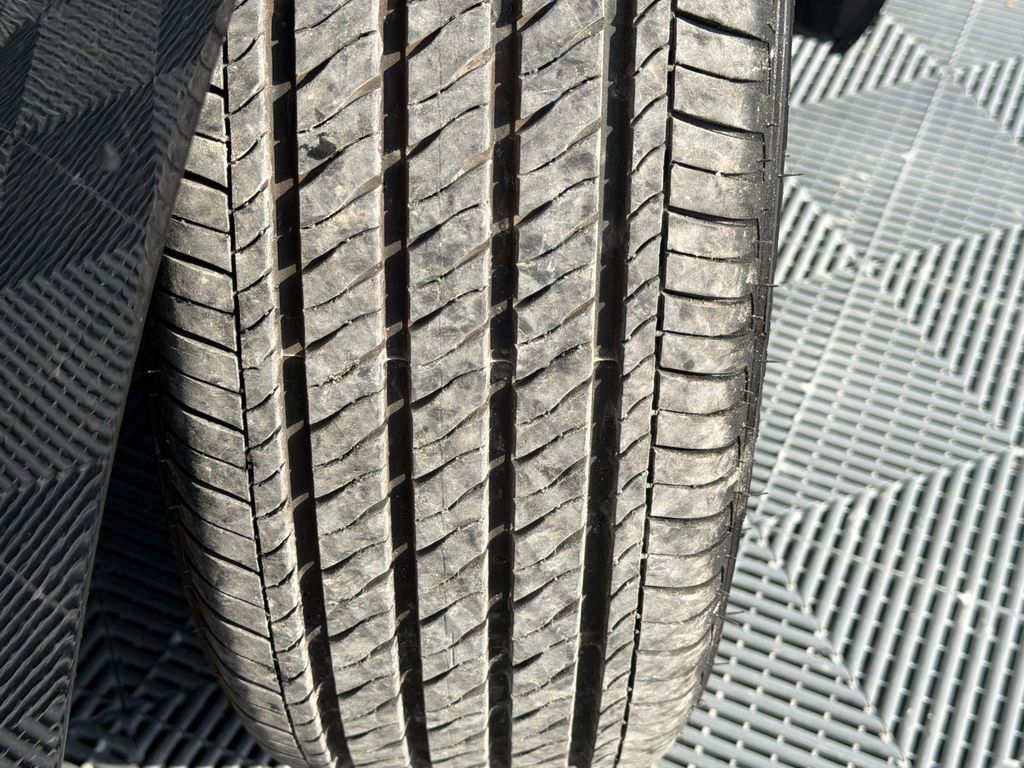 Used 2025 Toyota Camry LE w/ Convenience Package image 21