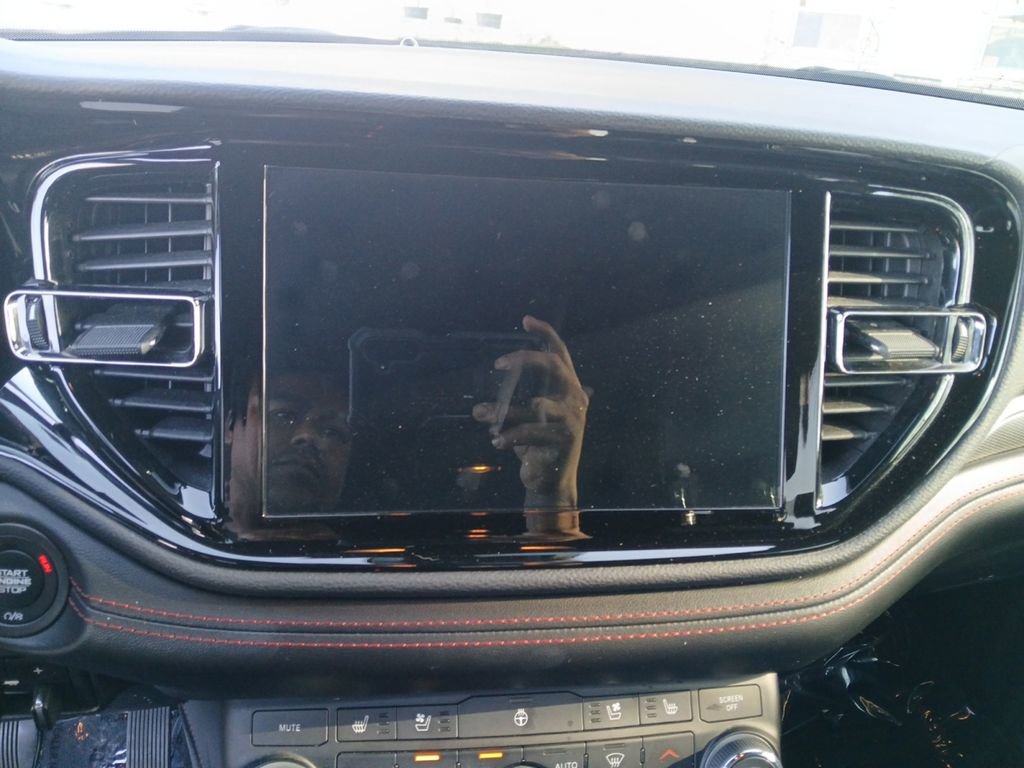 Used 2023 Dodge Durango GT image 21