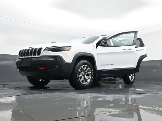 Used 2022 Jeep Cherokee Trailhawk w/ Premium Leather Package AWD/4WD image 34