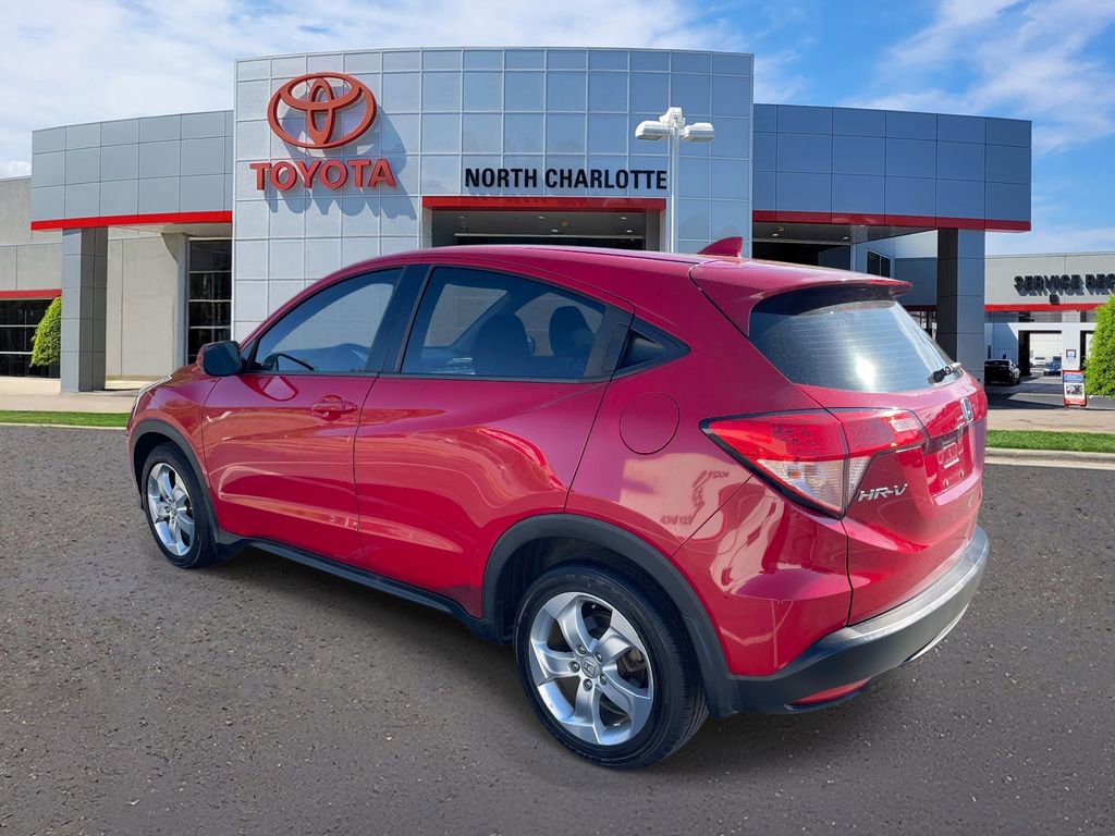 Used 2016 Honda HR-V LX image 6
