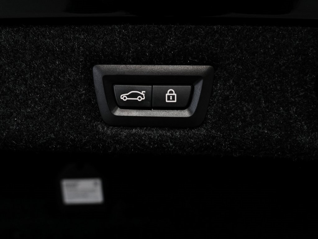 Used 2021 BMW M5 w/ Competition Package image 41