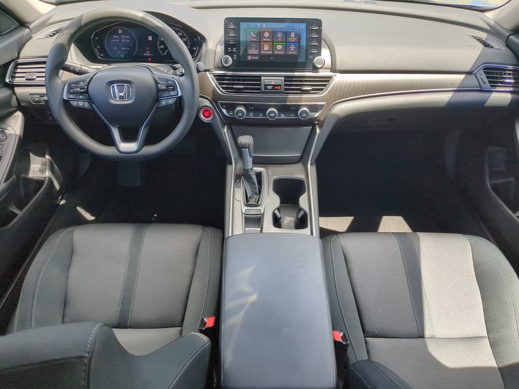 Used 2018 Honda Accord EX image 11