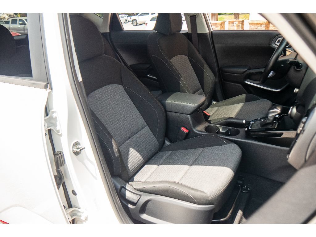 Used 2022 Kia Soul GT-Line FWD image 16