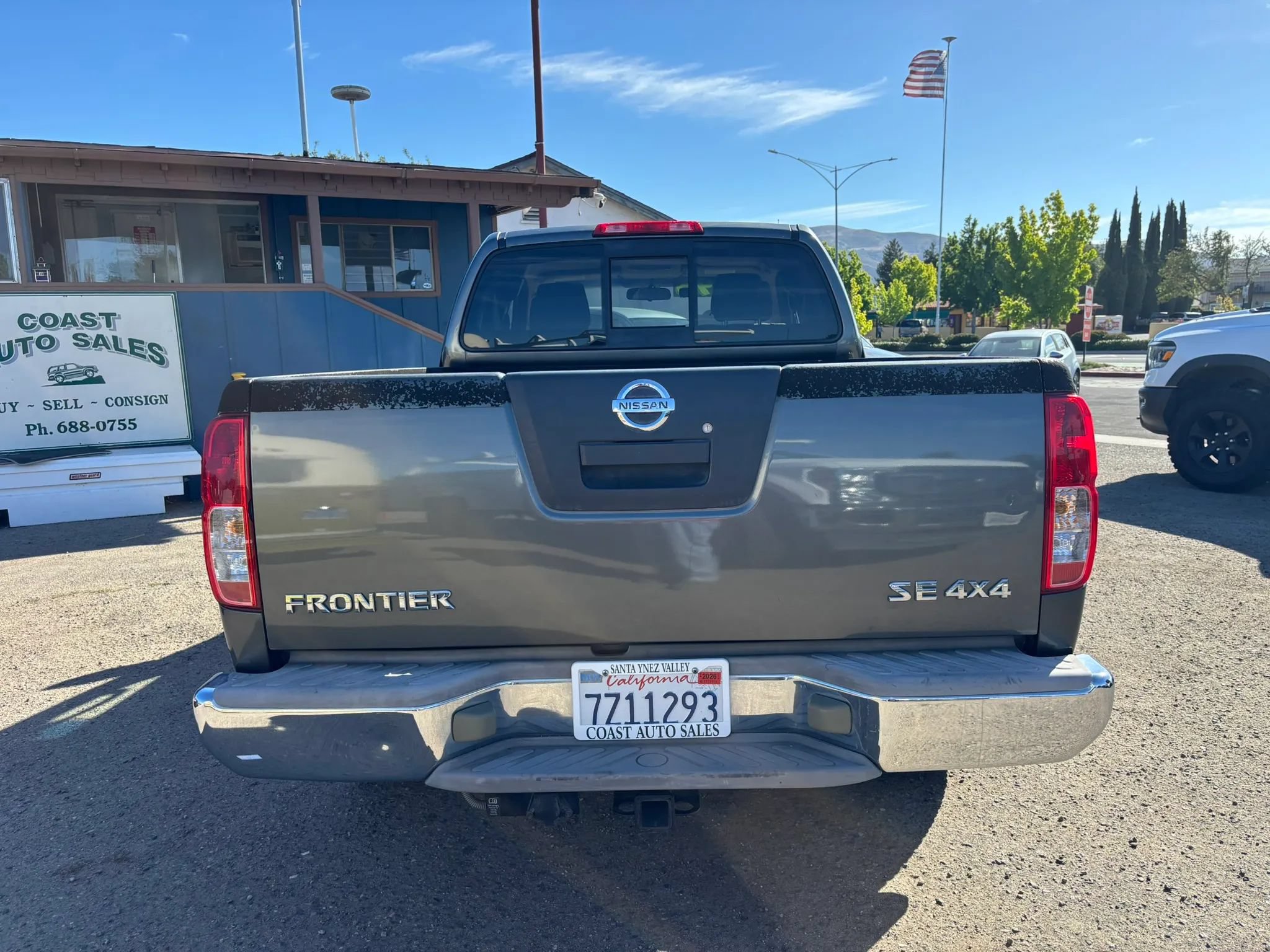 Used 2005 Nissan Frontier SE w/ (P01) Power Pkg AWD/4WD image 7