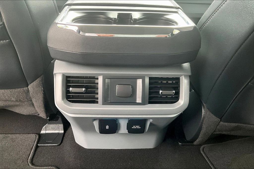 Used 2024 Ford F150 Lariat w/ Tow/Haul Package AWD/4WD image 12