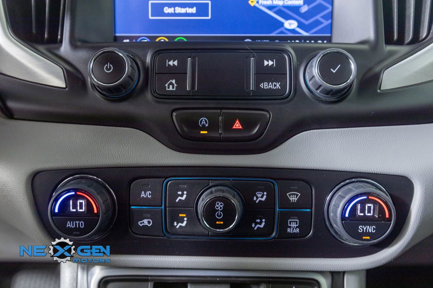 Used 2022 GMC Terrain SLE w/ Driver Convenience Package image 21