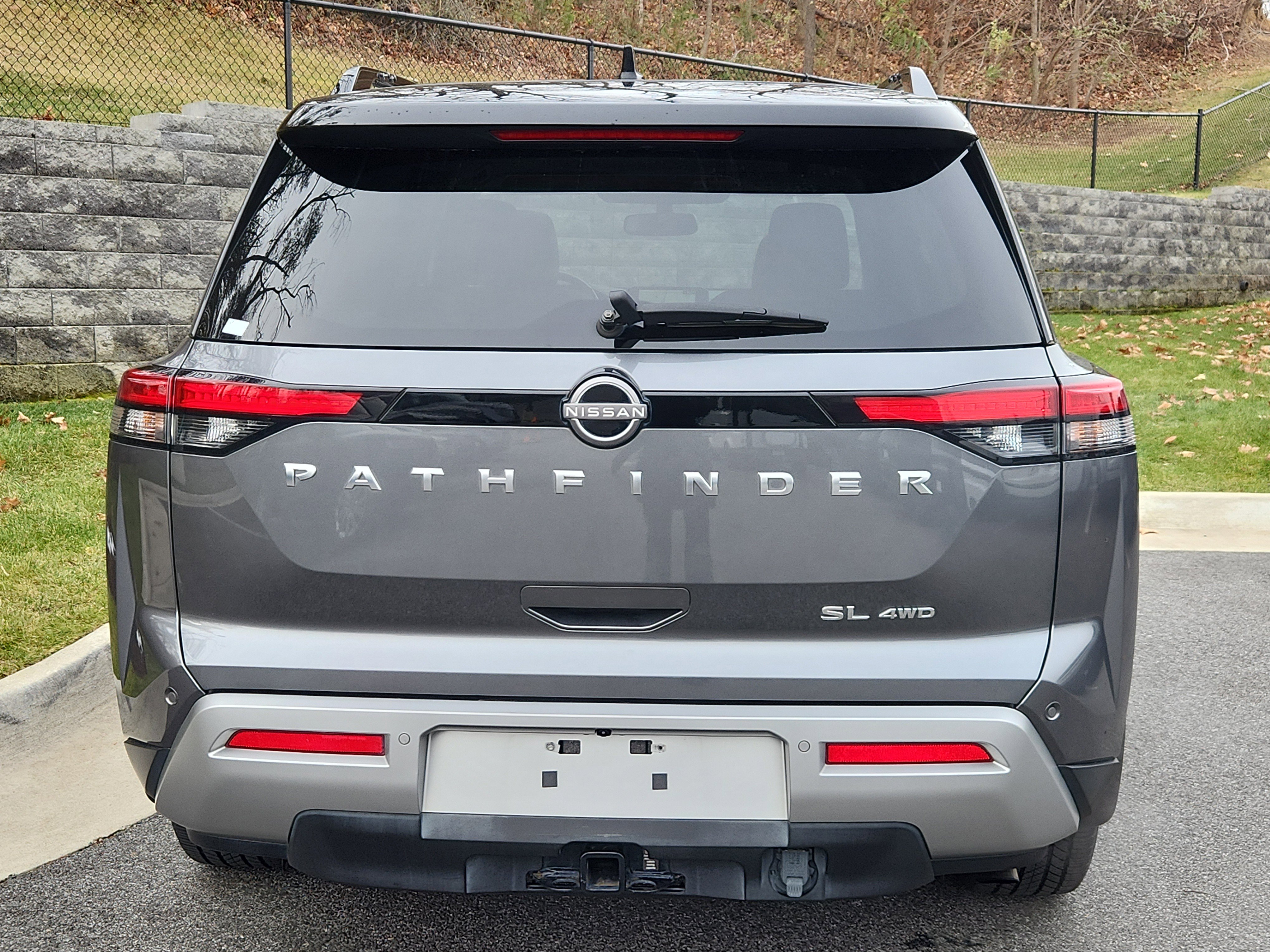 Used 2022 Nissan Pathfinder SL w/ SL Premium Package image 7