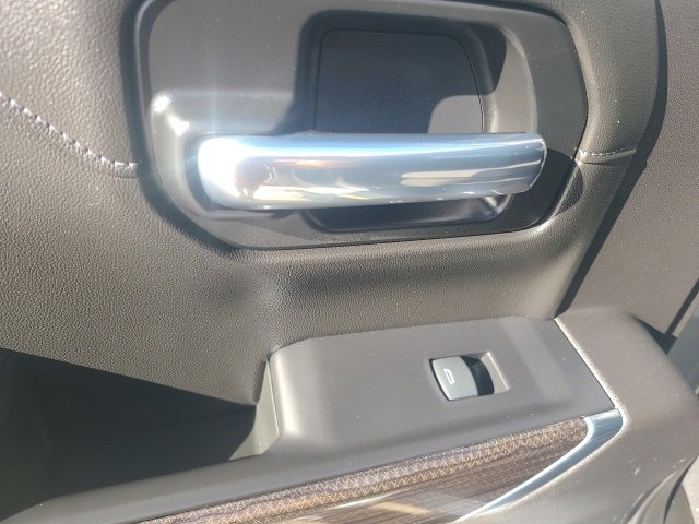 Used 2021 Chevrolet Silverado 1500 RST image 15