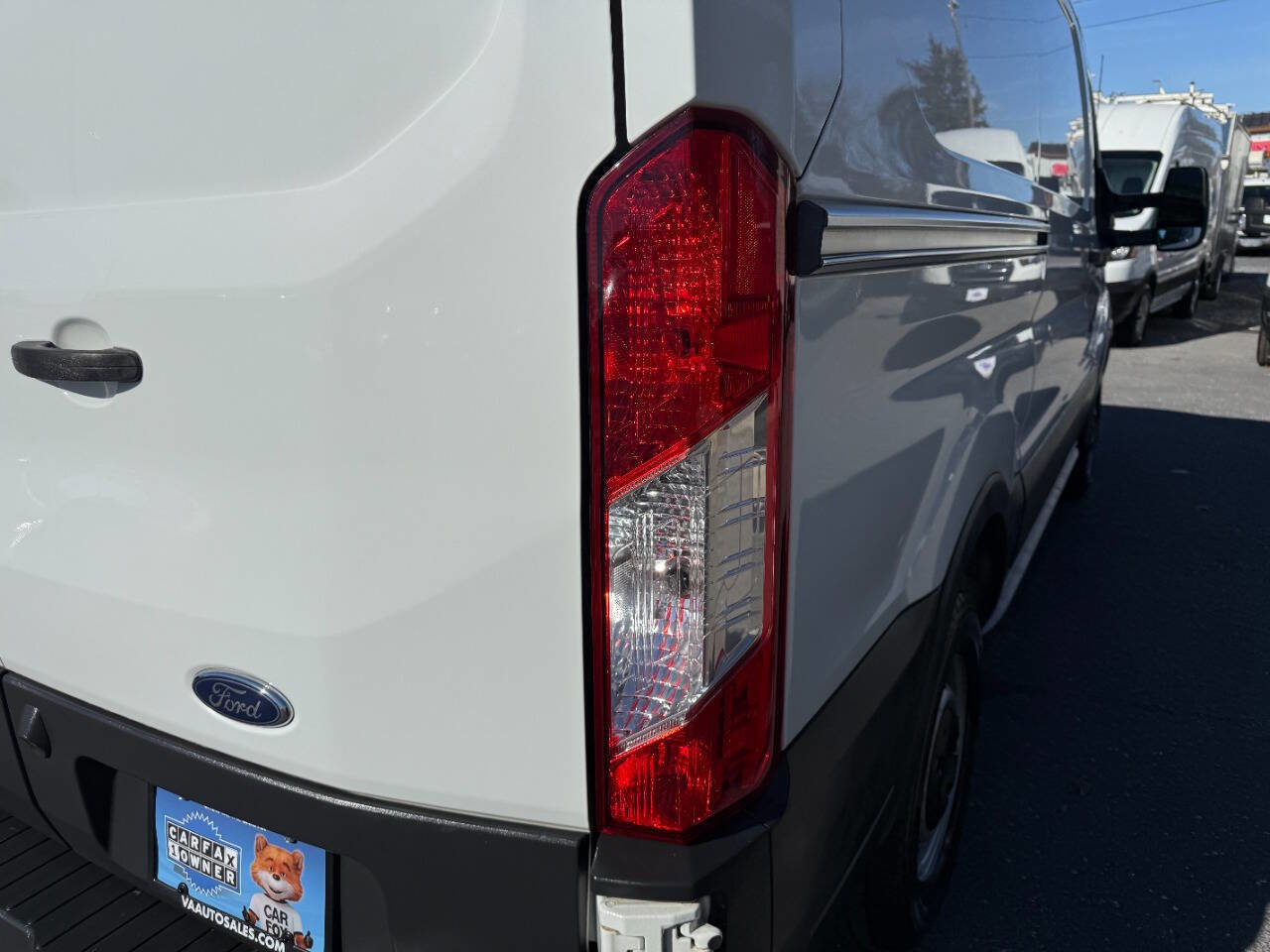 Used 2016 Ford Transit 250 130 Low Roof image 39