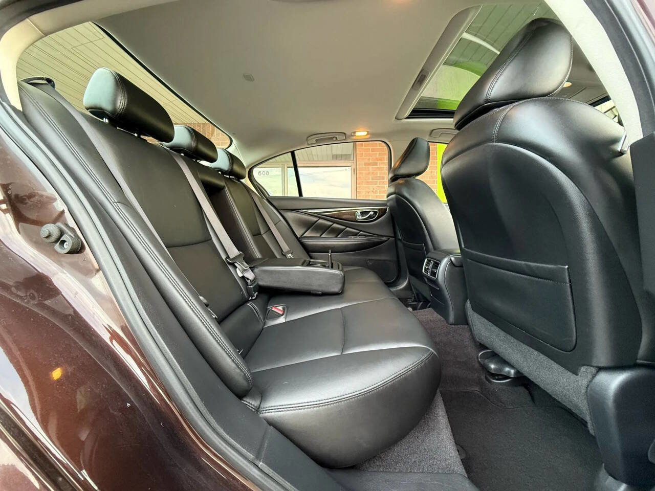 Used 2018 INFINITI Q50 Luxe w/ Essential Package (3.0T Luxe) image 27